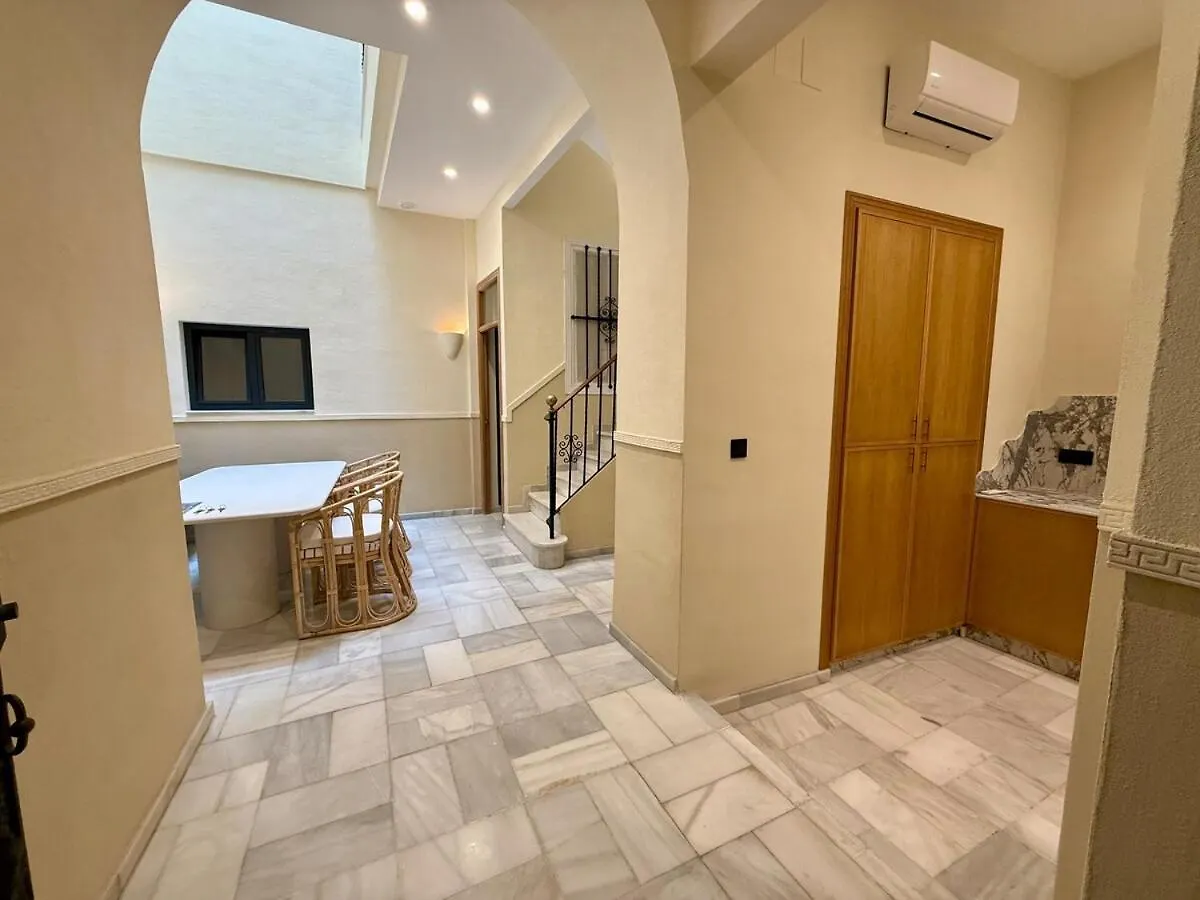 T19 Luxury Home 5Br Private Terrace Seville Holiday home