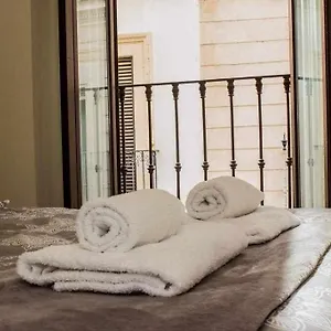 Casa Con Piscina Junto A Catedral Sevilla