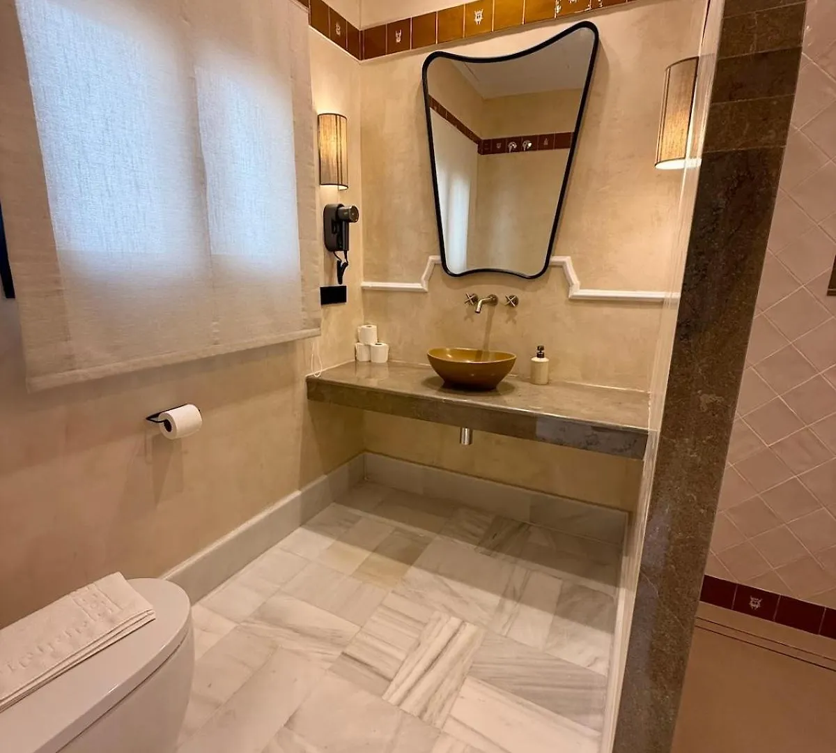 T19 Luxury Home 5Br Private Terrace Seville 0*,  Spain