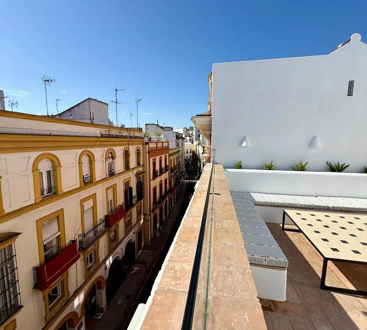 T19 Luxury Home 5Br Private Terrace Seville 0*,  Spain